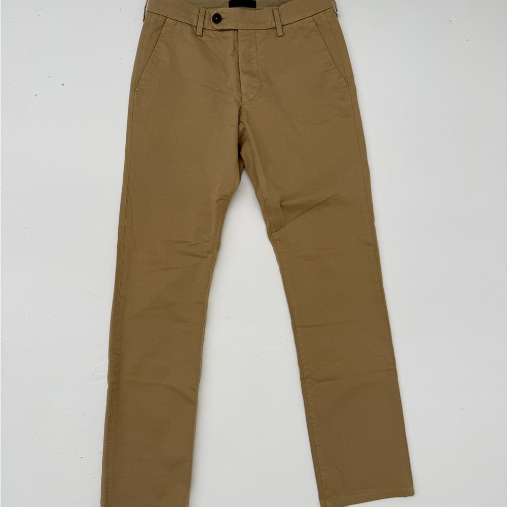 Classic Men's Khaki Chinos